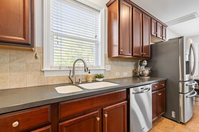 102 Plank Court, Summerville, SC 29485