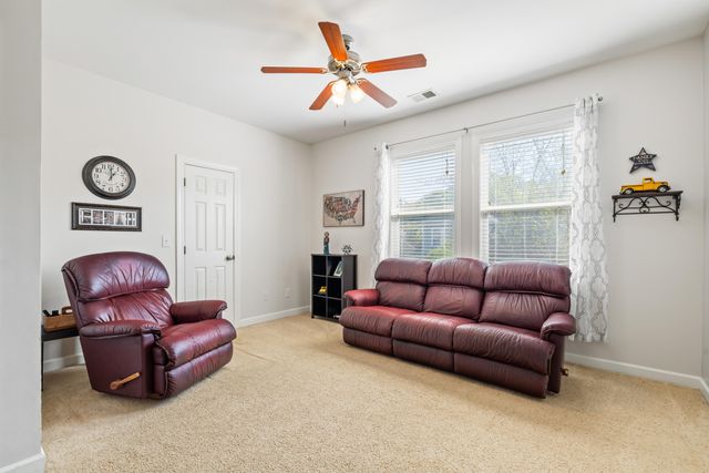 102 Plank Court, Summerville, SC 29485