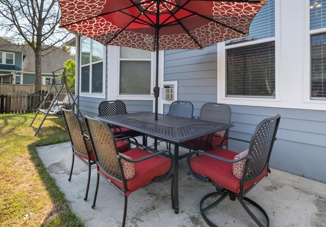 102 Plank Court, Summerville, SC 29485