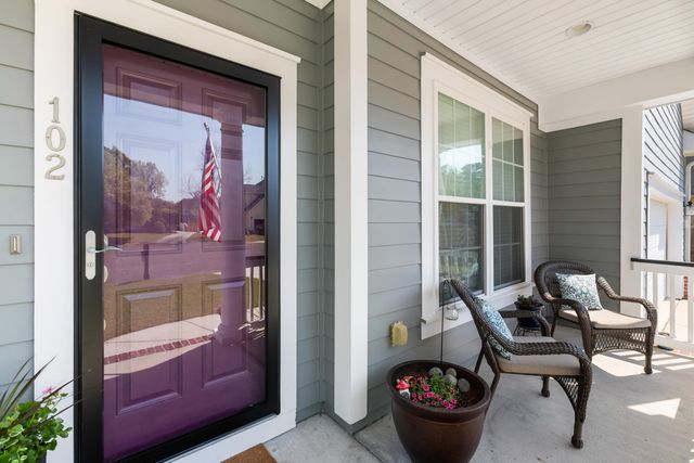 102 Plank Court, Summerville, SC 29485