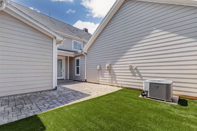 226 Kendrick Pines Boulevard, Spring, TX 77389