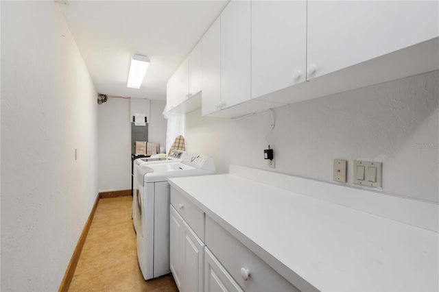 5381 PALOS VERDES DRIVE, Sarasota, FL 34231