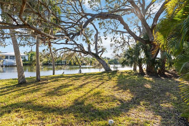 5381 PALOS VERDES DRIVE, Sarasota, FL 34231