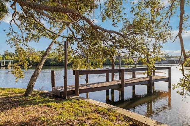 5381 PALOS VERDES DRIVE, Sarasota, FL 34231