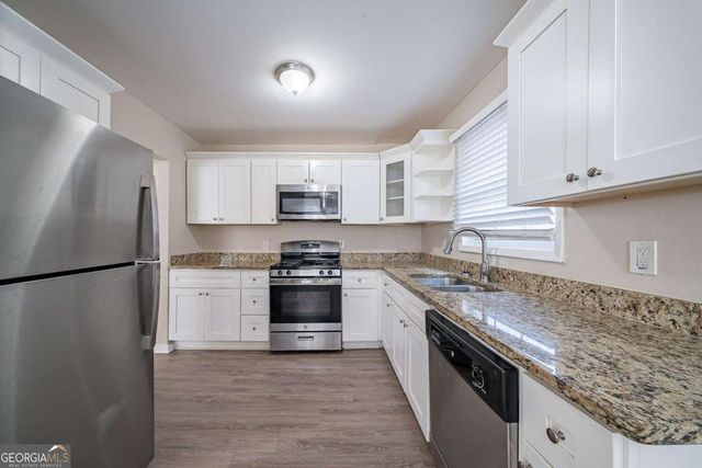 491 Elbridge Drive NW, Atlanta, GA 30318