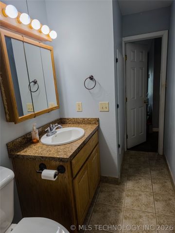 413 Stanton, Calera, OK 74730