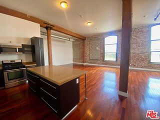 652 Mateo Street 201, Los Angeles, CA 90021