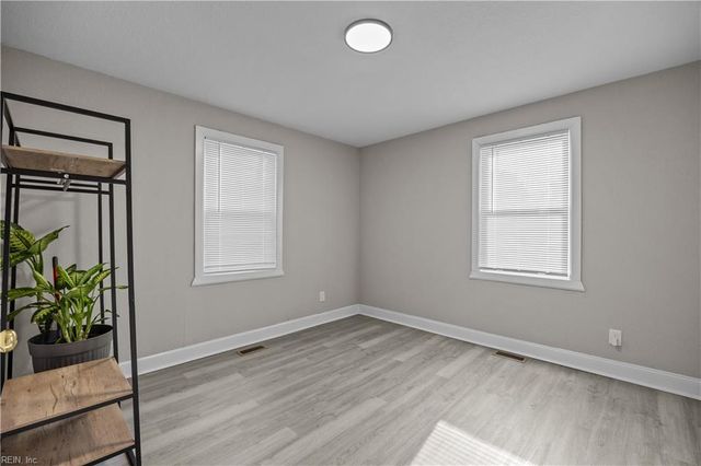 920 Widgeon RD, Norfolk, VA 23513