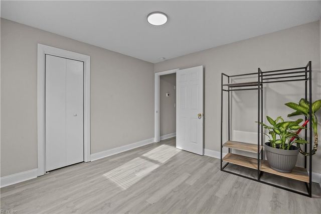 920 Widgeon RD, Norfolk, VA 23513