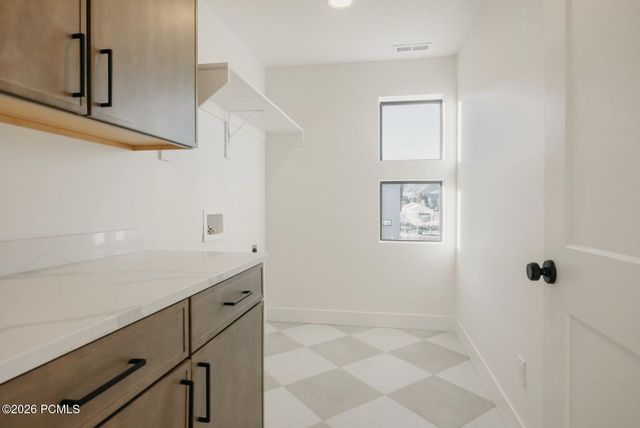 945 S Cloverfield Court, Heber City, UT 84032