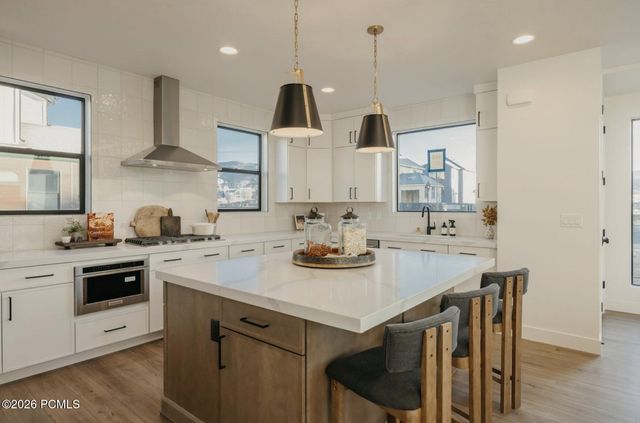 945 S Cloverfield Court, Heber City, UT 84032