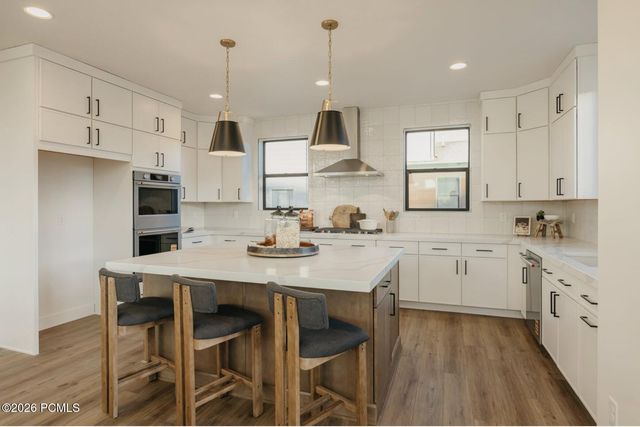 945 S Cloverfield Court, Heber City, UT 84032