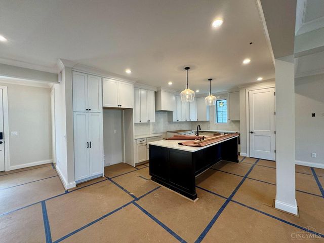 7406 Orchard Street, Columbia Twp, OH 45227