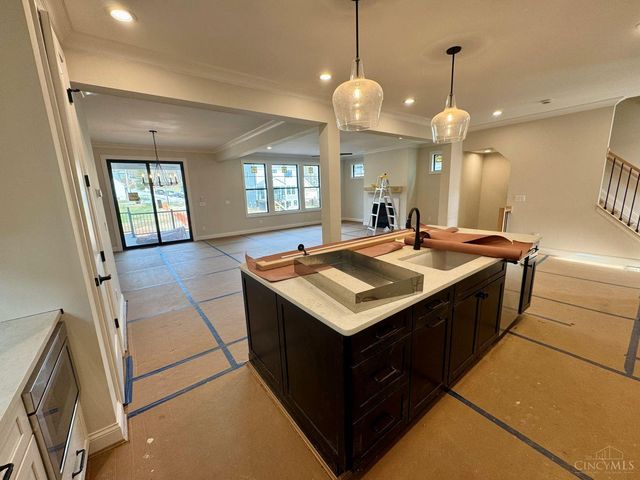 7406 Orchard Street, Columbia Twp, OH 45227