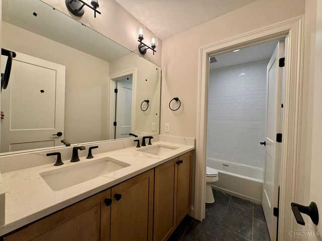 7406 Orchard Street, Columbia Twp, OH 45227