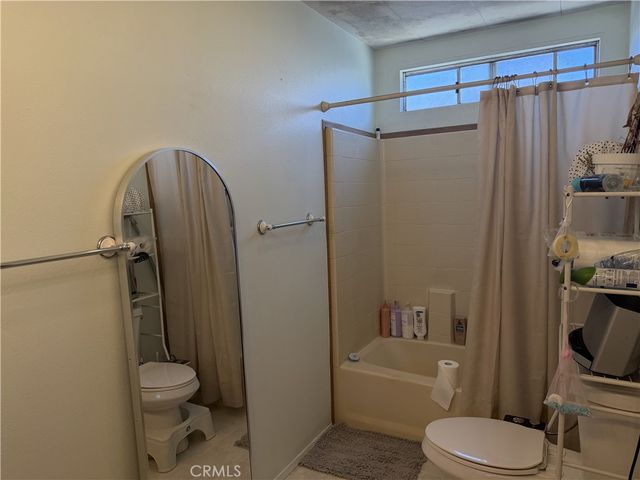 235 Albratoss Lane, Fountain Valley, CA 92708