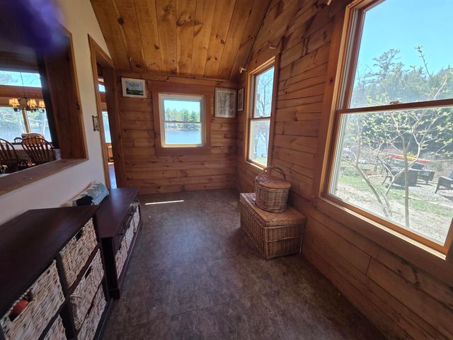 12 Beard Lane, Grafton, NH 03420