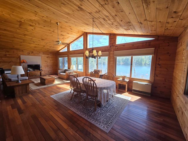 12 Beard Lane, Grafton, NH 03420