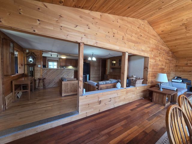 12 Beard Lane, Grafton, NH 03420