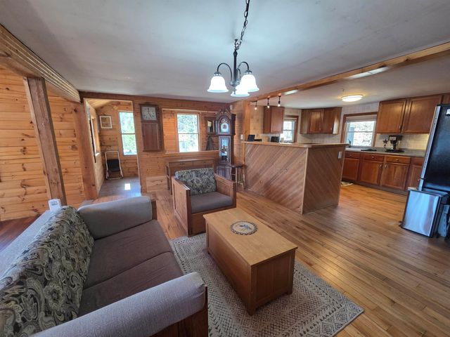 12 Beard Lane, Grafton, NH 03420
