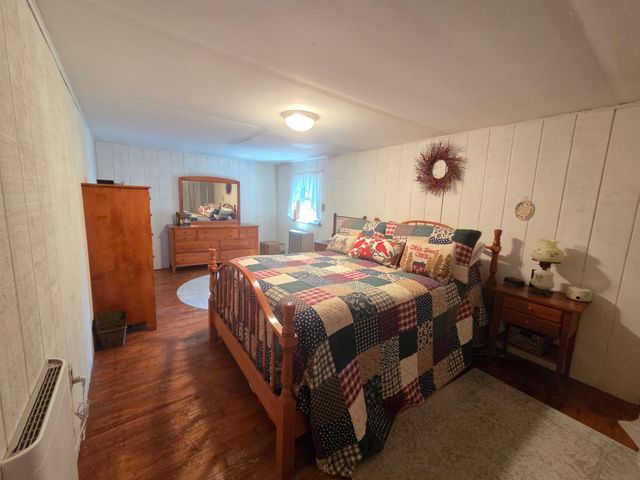 12 Beard Lane, Grafton, NH 03420