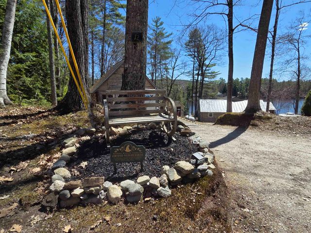 12 Beard Lane, Grafton, NH 03420
