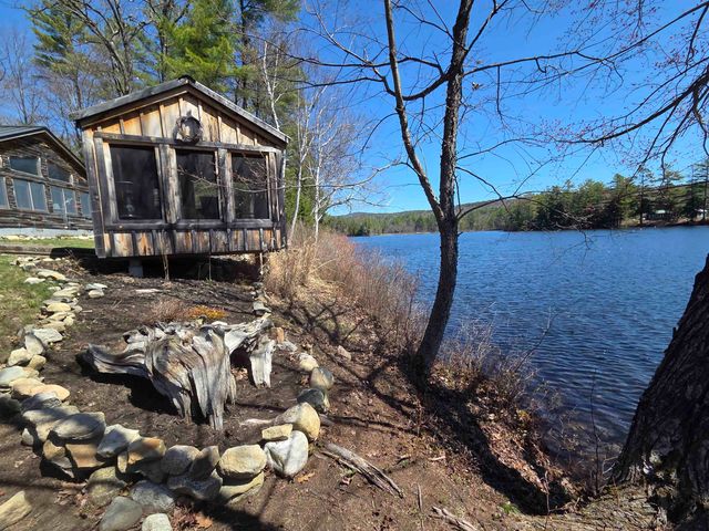 12 Beard Lane, Grafton, NH 03420