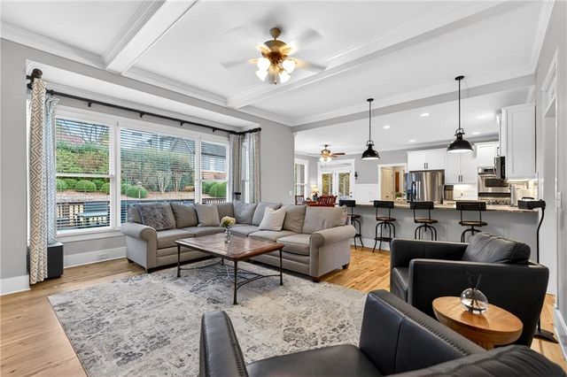 5878 Deer Crossing Drive, Sugar Hill, GA 30518