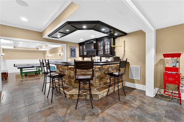 5878 Deer Crossing Drive, Sugar Hill, GA 30518