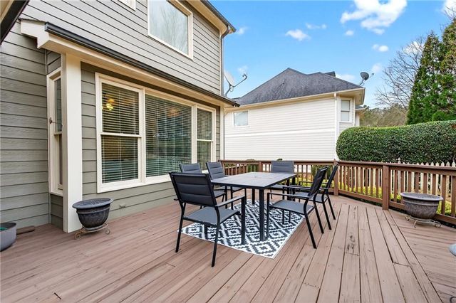 5878 Deer Crossing Drive, Sugar Hill, GA 30518