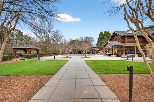 5878 Deer Crossing Drive, Sugar Hill, GA 30518