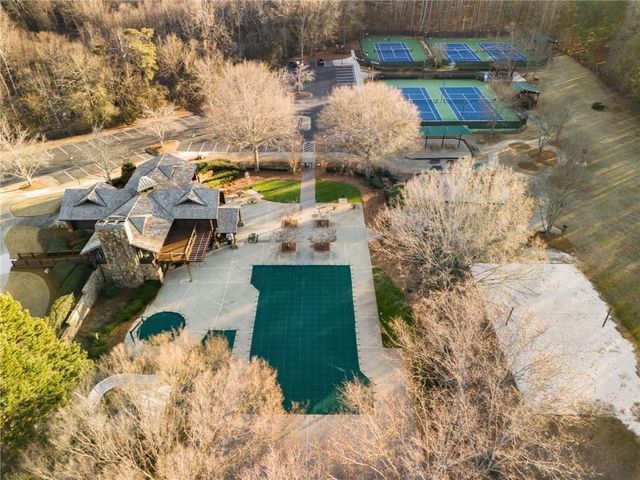 5878 Deer Crossing Drive, Sugar Hill, GA 30518