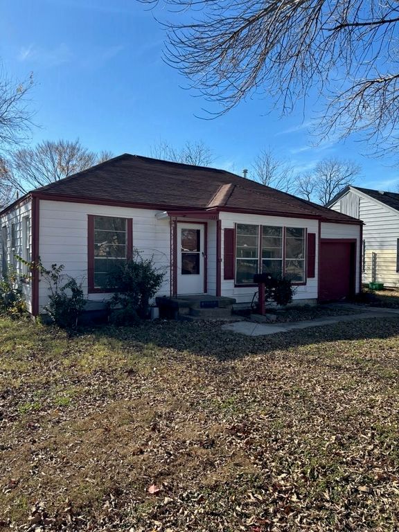 1321 Oak Street, Grand Prairie, TX 75050