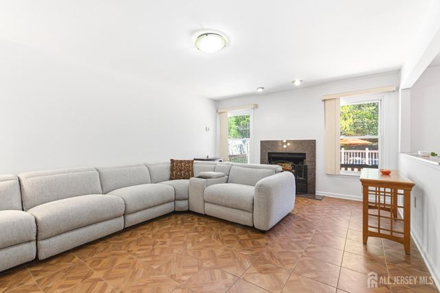 43 Scarlet Drive, Sayreville, NJ 08859