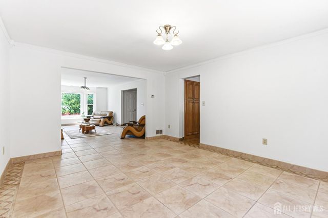 43 Scarlet Drive, Sayreville, NJ 08859