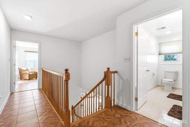 43 Scarlet Drive, Sayreville, NJ 08859