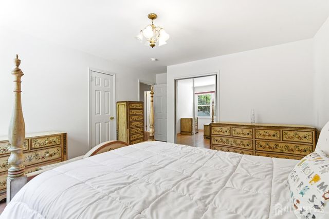 43 Scarlet Drive, Sayreville, NJ 08859