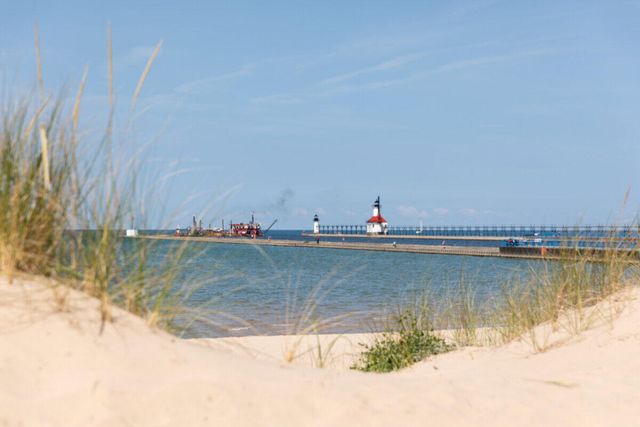 1803 Forres Avenue, Saint Joseph, MI 49085