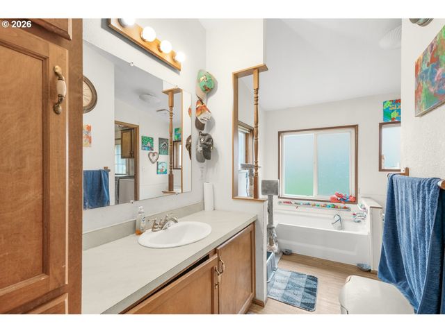 27677 Se WALLY Rd, Boring, OR 97009