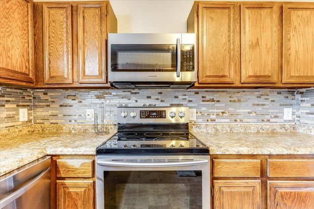 326 N Jane St, Haysville, KS 67060