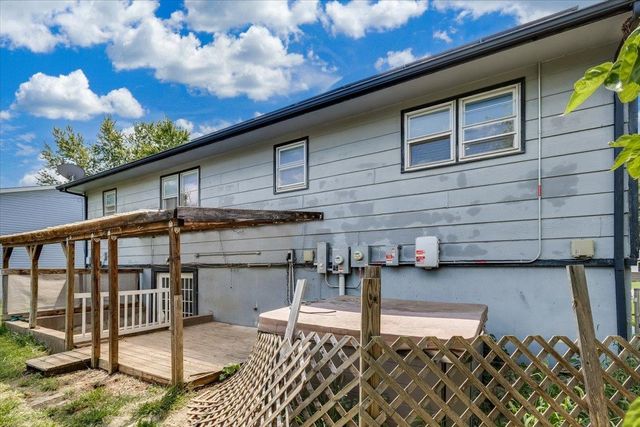 326 N Jane St, Haysville, KS 67060