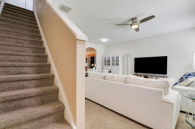 2122 SE Grand Drive, Port St. Lucie, FL 34952