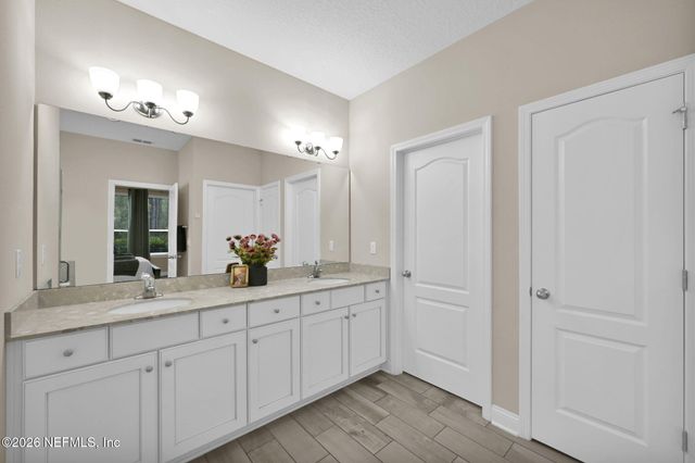 192 GRAMPIAN HIGHLANDS Drive, St. Johns, FL 32259