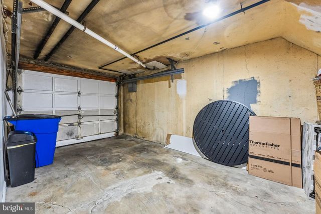 540 SNOWDEN RD, Upper Darby, PA 19082