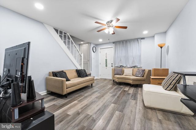 540 SNOWDEN RD, Upper Darby, PA 19082