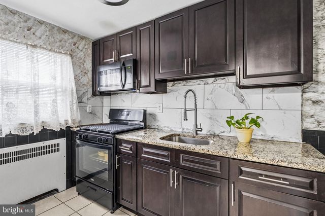 540 SNOWDEN RD, Upper Darby, PA 19082