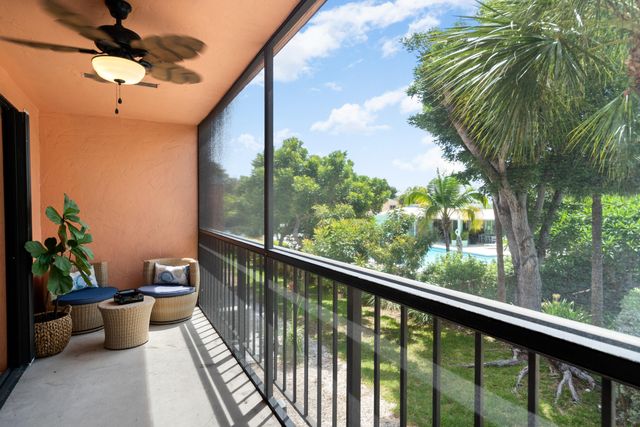 9812 Windward Avenue, Key Largo, FL 33037