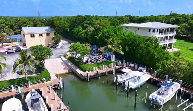 9812 Windward Avenue, Key Largo, FL 33037