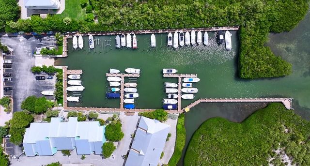 9812 Windward Avenue, Key Largo, FL 33037