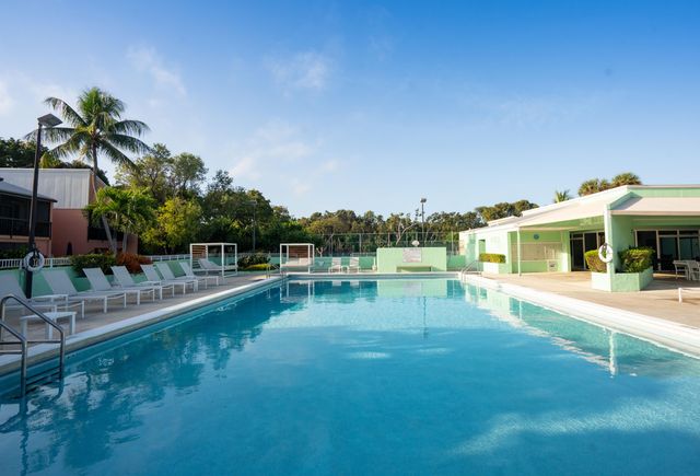 9812 Windward Avenue, Key Largo, FL 33037